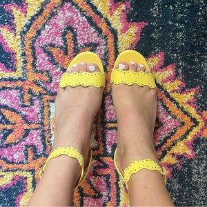 SIZE 10 LEX MARIE YELLOW STUDDED HEELS